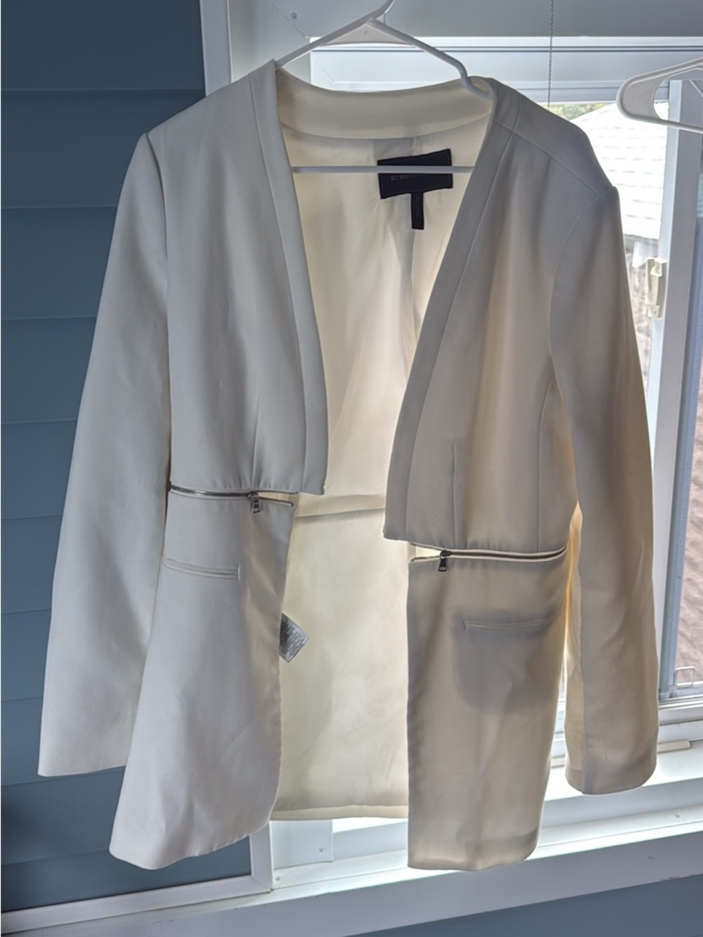 BCBGMaxAzria White Open-Front Zip Accent Blazer